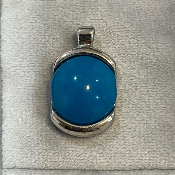 Silver and Blue Jewelry Set/ring & pendant - Picture 2 of 11